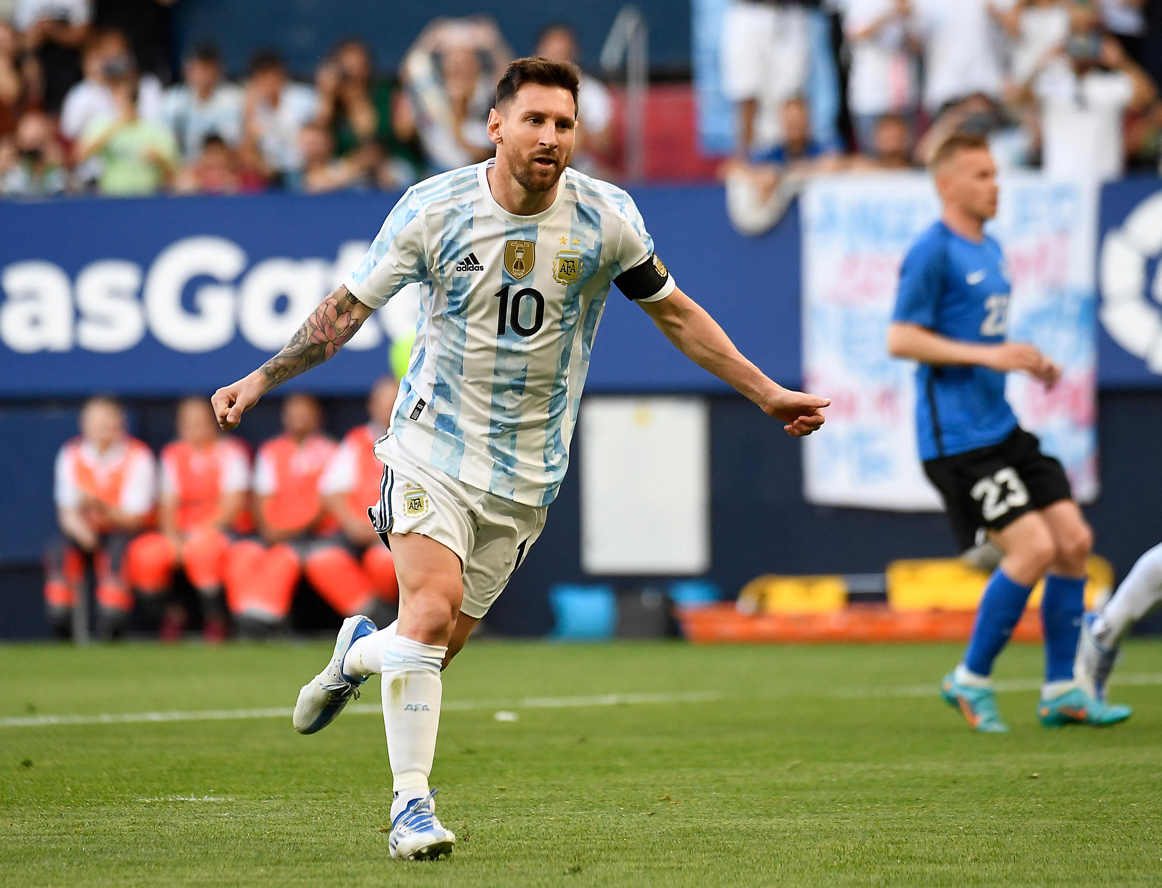 Video: con un show de Messi, Argentina aplastó a Estonia - Diario El Sol.  Mendoza, Argentina.