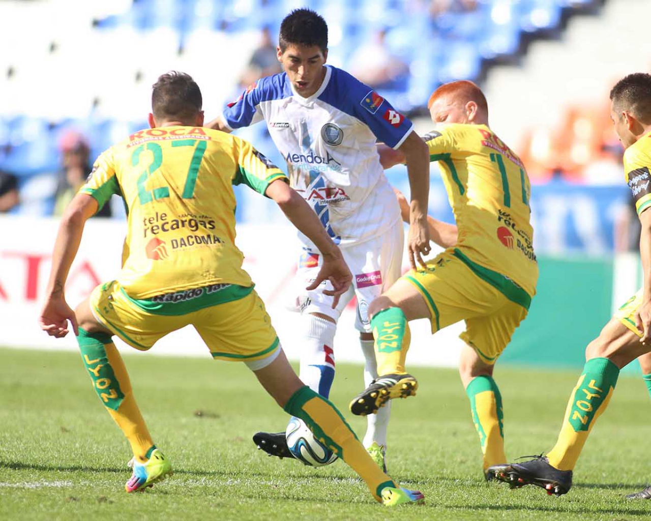 Defensa y Justicia se llevó un empate frente al Tomba ...