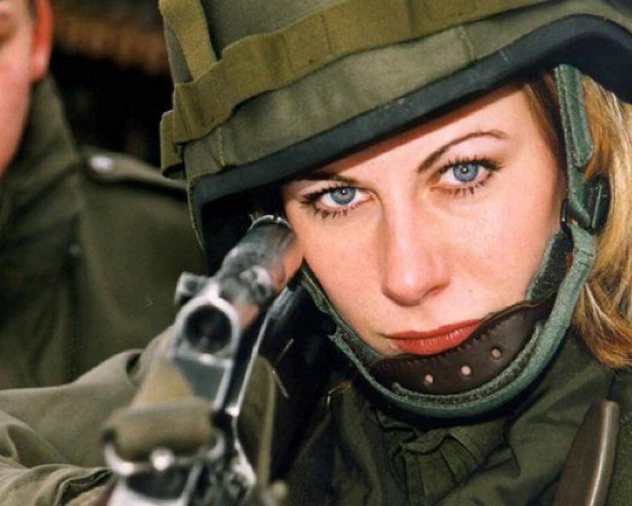 Знакомства С Военными Девушками
