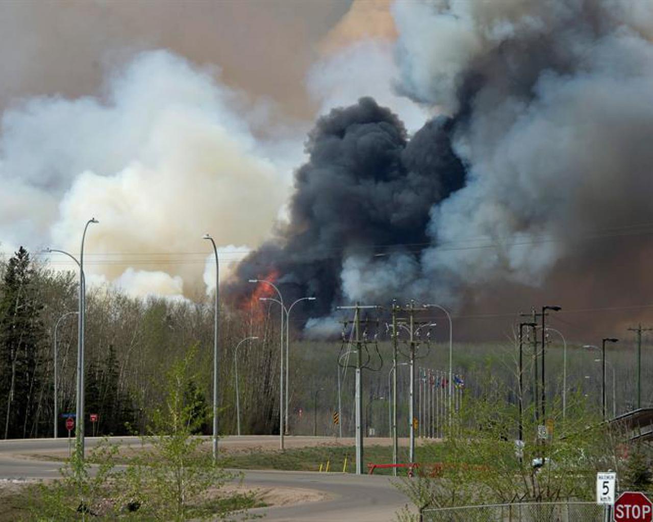 Fotos y videos del incendio más grande de la historia de Canadá